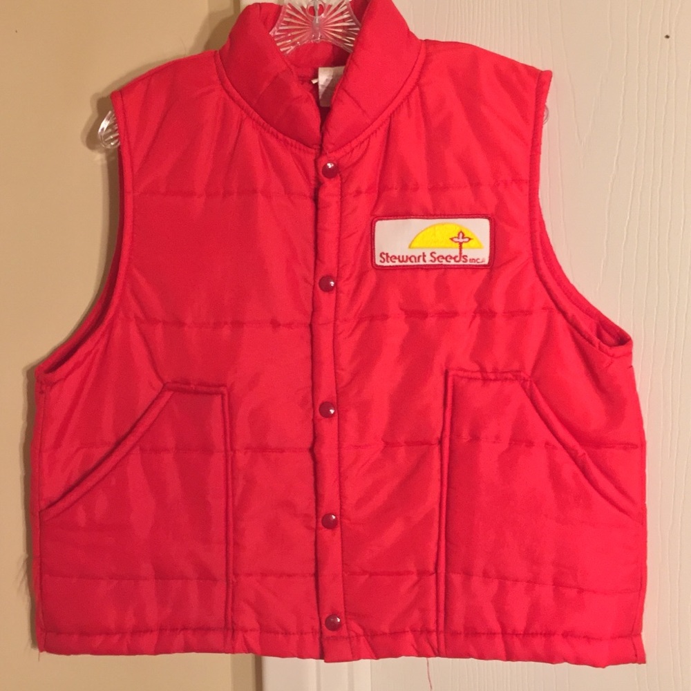 Red mens puffer snap up vest
